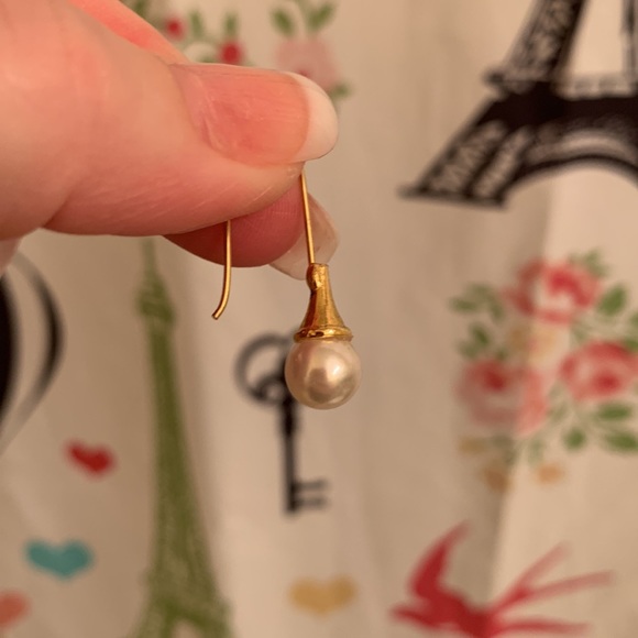 Pearl drop earrings - Picture 3 of 7